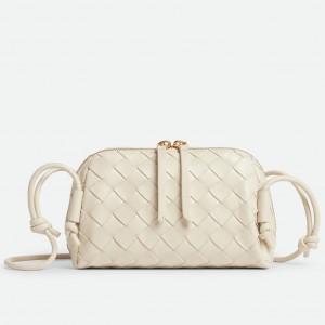 Bottega Veneta Concert Pouch in White Intrecciato Lambskin
