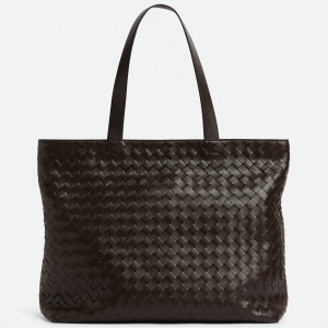 Bottega Veneta Large Zipped Tote in Fondant Intrecciato Calfskin