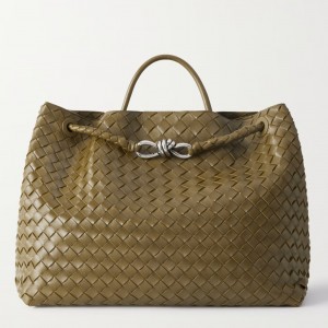 Bottega Veneta Large Andiamo Bag in Khaki Intrecciato Lambskin